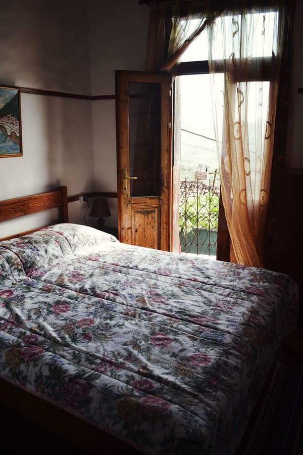 Guest House Vasili Берат Екстер'єр фото